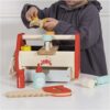 Le Toy Van - TV476 - Cassetta degli attrezzi in legno naturale certificato FSC gioco bambino 3 anni, 11 accessori inclusi, senza plastica, favorisce lo sviluppo delle abilità motorie fini - immagine 6