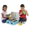 Melissa & Doug Let's Explore - Set da Gioco Cucinare allâAperto, Giochi in Legno, Giochi Bambini 3 + Anni, Apprendimento Creativo, Montessori, Gioco di Finzione, Regalo per Bambina e Bambino - immagine 4