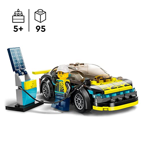LEGO 60373 City Fire Barca di Soccorso Antincendio dei Vigili del Fuoco, Nave Giocattolo Galleggiante con Gommone di Salvataggio e Minifigure - immagine 7