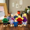 Wisplye Famiglia di Bambole di Legno Set Casa Delle Gioco Famiglia con 7pcs Mini Figure Persone Adorabili Giocattolo per Bambini Ragazzi Finto Accessori Regalo - immagine 4