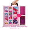 Barbie- Armadio dei Sogni Playset con bambola bionda, largo più di 60cm, 30+outfit e accessori, Giocattolo per Bambini 3+Anni,HGX57 - immagine 6