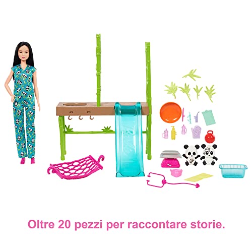 Barbie - Barbie Centro Veterinario dei Panda Playset con bambola e accessori, 2 panda con trasformazione cambia colore e 20+ pezzi, giocattolo per bambini 3+ Anni, HKT77 - immagine 6