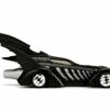 Jada Toys - Modellino della Batmobile Altamente Dettagliato in Scala 1:24 con Statuetta Batman, Cabina e Porte Possono Essere Aperte, con Ruota Libera - immagine 12