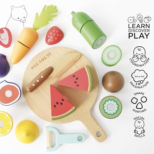 Le Toy Van - TV355 - Gioco educativo bambino 2 anni, gioco frutta e verdura da tagliare legno FSC, 18 pezzi, giocattolo cucina, ecologico, Montessori, include 1 tagliere, 1 coltello, 1 pelapatate - immagine 5