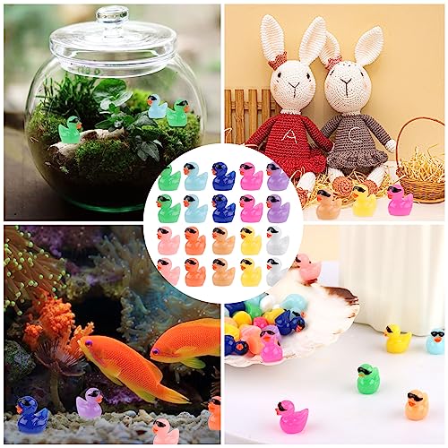 100pz Anatre in Resina, Anatre Gialle Mini con Occhiali da Sole Anatra in Resina da Giardino per Artigianato Anatra per Acquario Scuola Casa delle Bambole Decorazioni in Vaso (10 Colori) - immagine 8