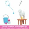 Barbie Carriere Veterinaria 65° Anniversario, Set con Bambola bionda e agnellino con Le Orecchie Che Si muovono, 10 Accessori a Tema Inclusi, Giocattolo per Bambini, 3+ Anni, HRG42 - immagine 5