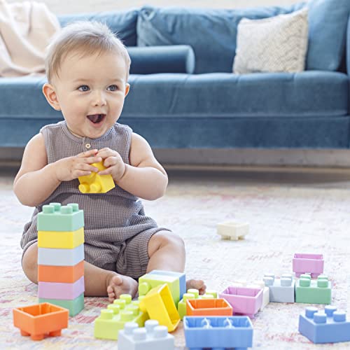 Infantino Costruzioni Morbide Per Bambini, Mattoncini Colorati E Morbidi Facili Da Afferrare Per Neonati E Bambini Senza BPA, Set Da 25 Pezzi - immagine 3