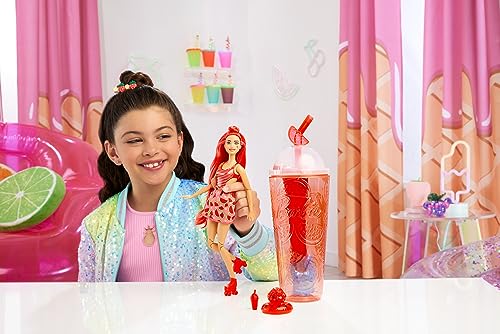 Barbie - Pop Reveal Serie Frutta, Bambola a Tema spremuta di Anguria con 8 sorprese profumate e con Effetto Cambia Colore, Cucciolo e Accessori Slime Inclusi, Giocattolo per Bambini, 3+ Anni, HNW43 - immagine 3