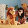 Disney Store Ufficiale Peluche Medio di Scar da Il Re Leone, 35 cm, Figura Morbida con Criniera e Coda Folte, Adatto da 0 Anni - immagine 6
