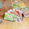 Asmodee - Happy Mochi Gioco di carte carino da giocare con tutta la famiglia, gioco illustrato a mano con design kawaii, a partire dagli 8 anni per 2-6 giocatori, 20 minuti, Italiano - immagine 5