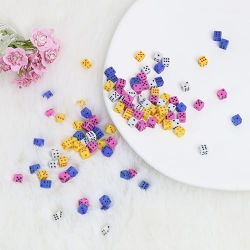 100 mini dadi quadrati assortiti da dimensioni standard 5mm - Dadi Multicolori per Giochi da Tavolo, Attività a Tema Casinò, Lezioni di Matematica e Feste ﻿ - immagine 7