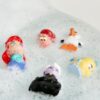 Disney Store Official Bath Set (Sirenetta) – Accessori da bagno per bambini con amati personaggi Disney – Colorati e divertenti accessori per il bagno per bambini – Adatto a tutte le età - immagine 4