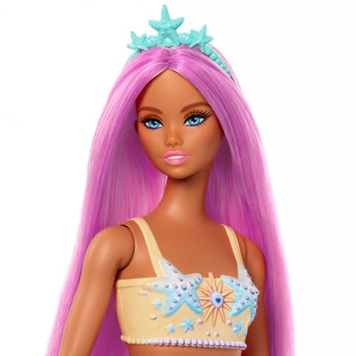 Barbie - Sirena, Bambola con Capelli Rosa e Lilla e Cerchietto Fantasia, Corpetto Ispirato alle Conchiglie e Coda Color Lavanda, Giocattolo per Bambini, 3+ Anni, HRR06 - immagine 4