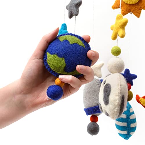 Glaciart One Palline in feltro per bambini, decorazione e succhietto in feltro colorato per asilo, culla, camera da letto, 100% lana naturale neozelandese, corde di cotone, fatte a mano in Nepal, - immagine 7